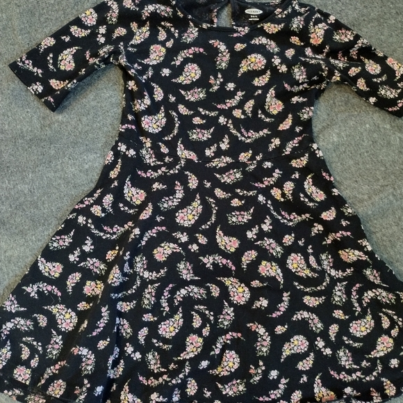 Girls Old Navy Dress, Size 6-7, black and pink - Picture 1 of 2